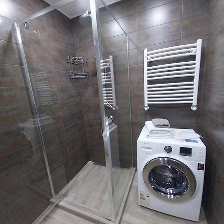 Sol'S M2 White Modern Apartments Tbilisi Esterno foto