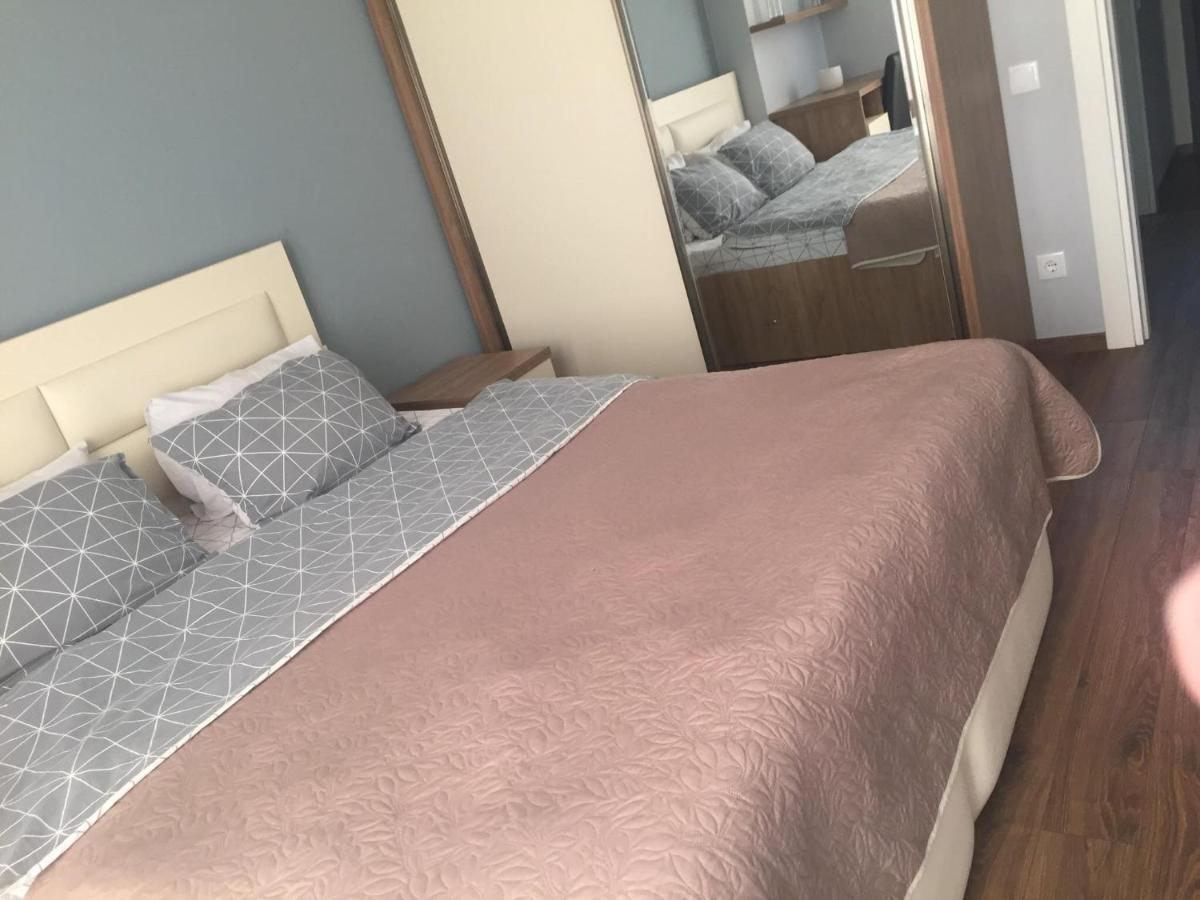 Sol'S M2 White Modern Apartments Tbilisi Esterno foto