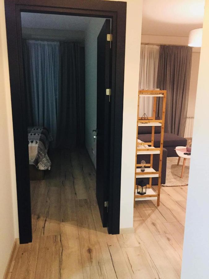 Sol'S M2 White Modern Apartments Tbilisi Esterno foto